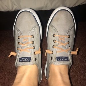 SPERRY Women’s Pier View Canvas Sneaker